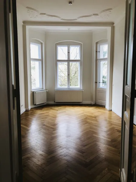 3 Zimmer Altbauwohnung im Herzen des Kranoldplatzes — photo 1